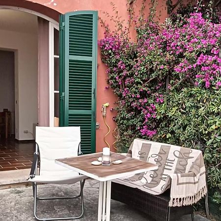 La Cita Ca - Vista Mare Apartman Finale Ligure Kültér fotó