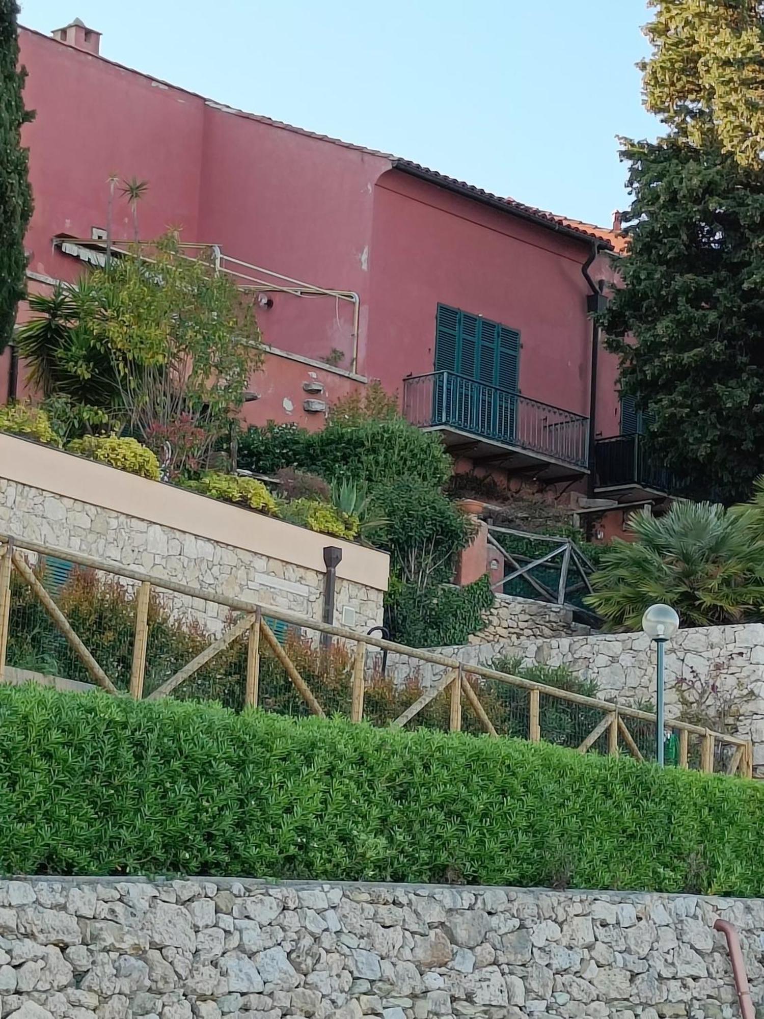 La Cita Ca - Vista Mare Apartman Finale Ligure Kültér fotó